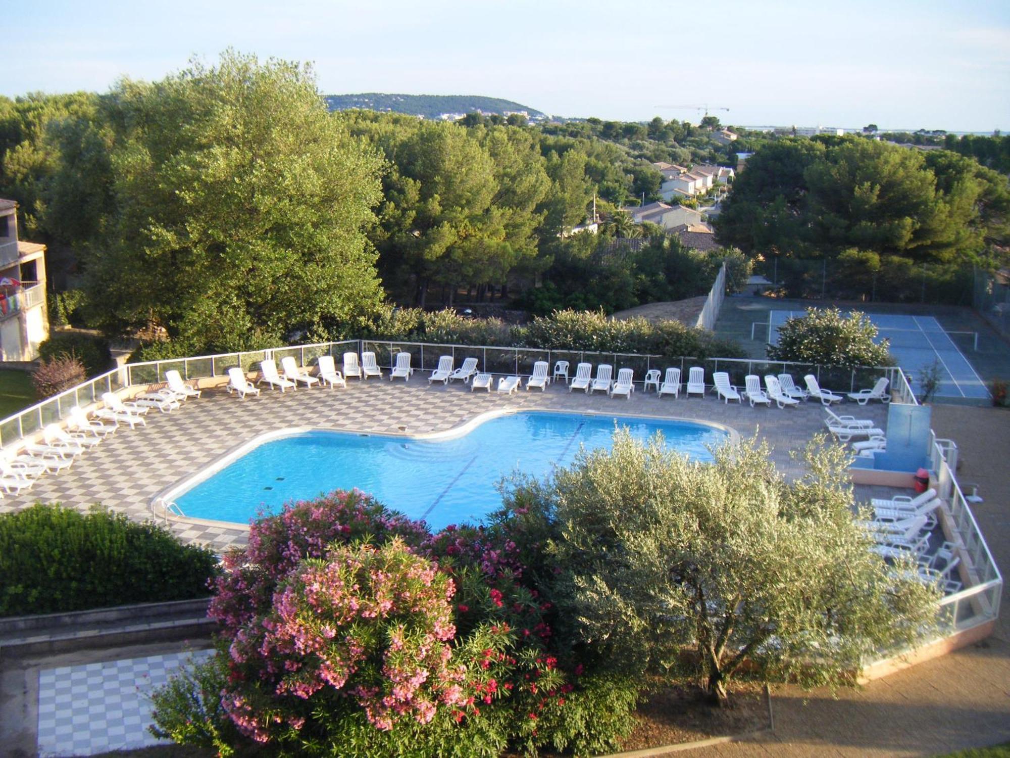 Residence Odalys Les Hauts De Balaruc מראה חיצוני תמונה